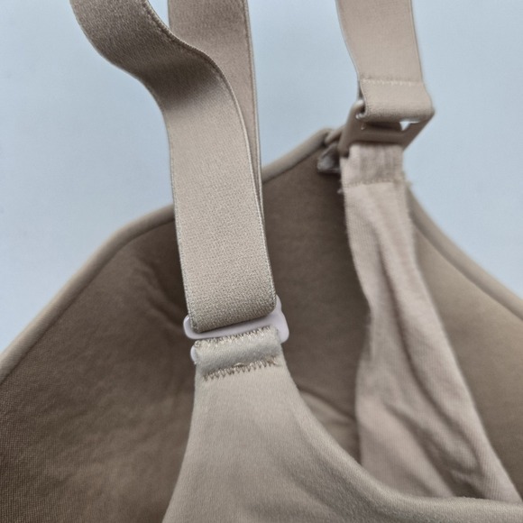 Soma Women Bra 36D Beige Embrace Nursing Wireless Adjustable Straps - Picture 7 of 9